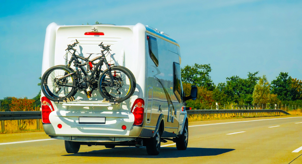 Las mejores rutas en bicicleta para tu escapada en autocaravana