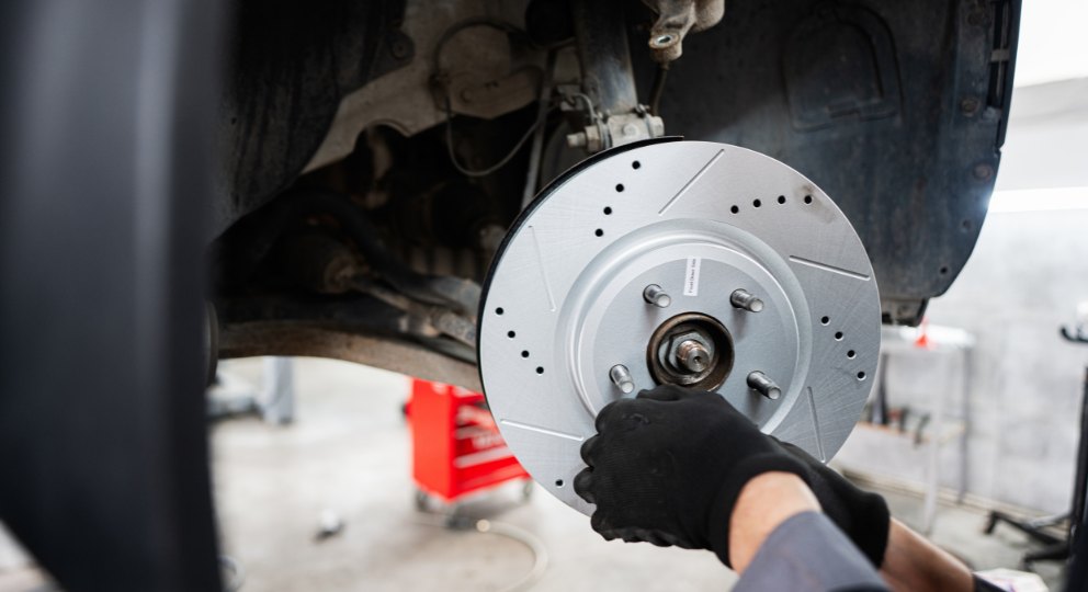 imagen-mecanico-autocaravana-reparadno